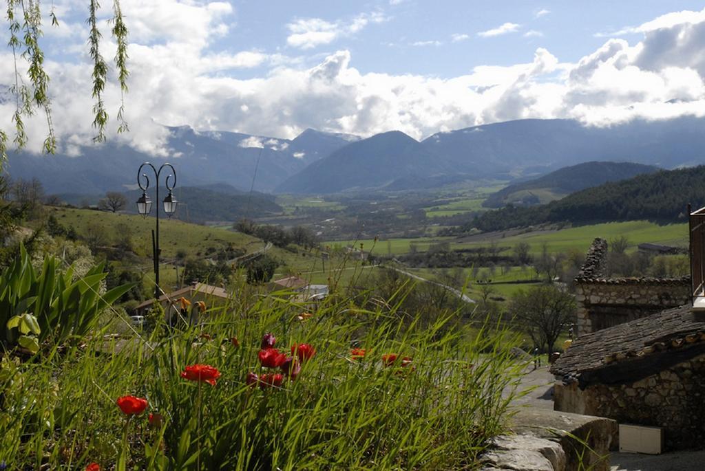 Montmaur-en-Diois La Grange D'Agnes Bed & Breakfast エクステリア 写真