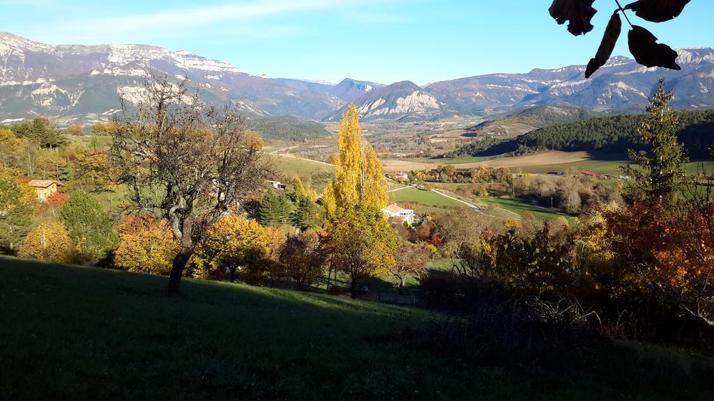 Montmaur-en-Diois La Grange D'Agnes Bed & Breakfast エクステリア 写真